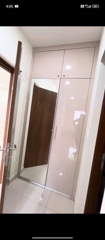 Furnished Amenities in 3.5 BHK Apartment at Prestige Tranquil, Kokapet – for Rent