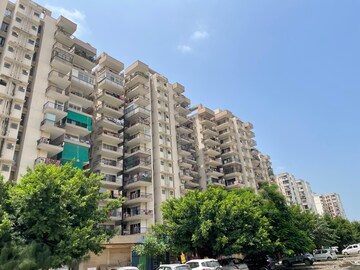 2 BHK Apartment – Exterior View View at OP Floridaa, Sector 82 - for Rent