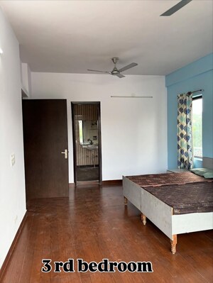 Room in 2.5 BHK Apartment at Apex Athena, Sector 75 – for Sale