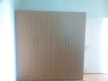 Room in 2 BHK Apartment at Jaypee Greens Star Court, Jaypee Greens – for Rent