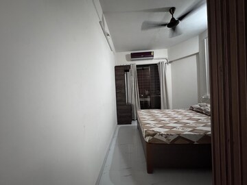 Room in 2 BHK Builder Floor at Sector 40 – for Rent