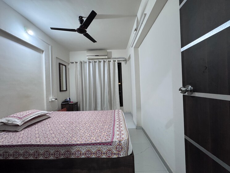 Bedroom, sector 40 3 Bedroom 1101 Sq.Ft. Builder Floor In Sector 40 Gurgaon 9157980