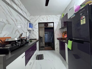 Kitchen in 2 BHK Builder Floor at Sector 40 – for Rent