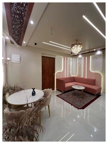 Team Area in 2 BHK Apartment at Andheri West – for Rent