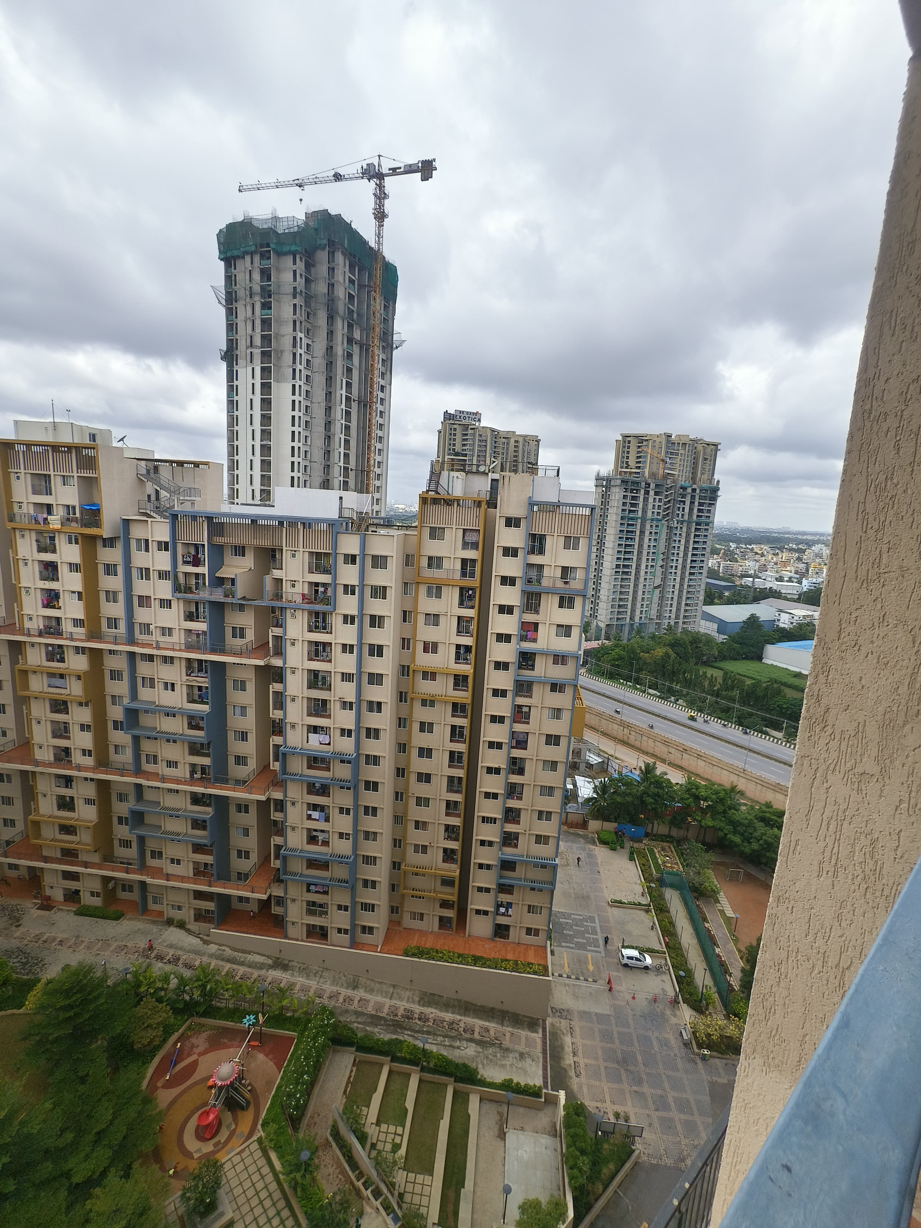 3 BHK Apartment For Sale in Salarpuria Sattva Luxuria