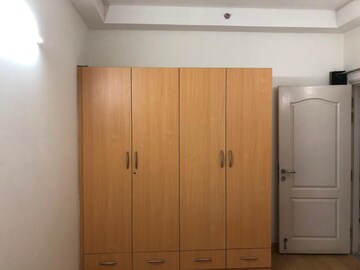 Furnished Amenities in 3 BHK Apartment at Jaypee Spa Court, Jaypee Greens – for Rent