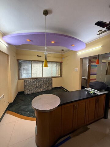 Team Area in 3 BHK Apartment at Andheri West – for Rent