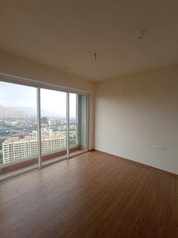 Room in 1 BHK Apartment at Indiabulls One Indiabulls, Pokhran Road No Two – for Sale