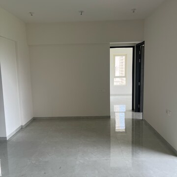 Room in 2 BHK Apartment at Nyati Era, Madhav Nagar – for Rent