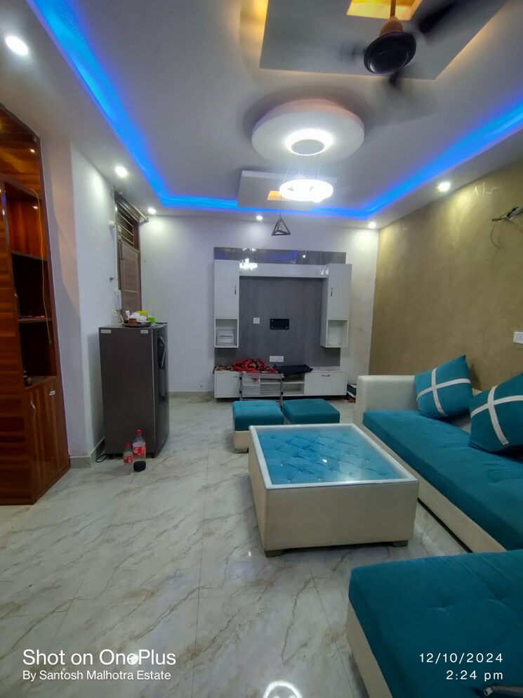Living Room, vipin garden 2 Bedroom 80 Acre Builder Floor In Vipin Garden Delhi 9158261