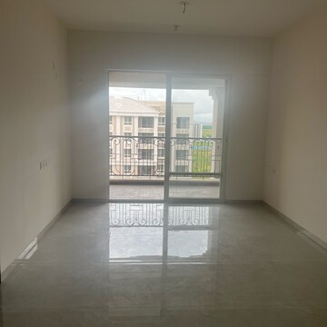 Room in 3 BHK Apartment at Nyati Era, Madhav Nagar – for Rent