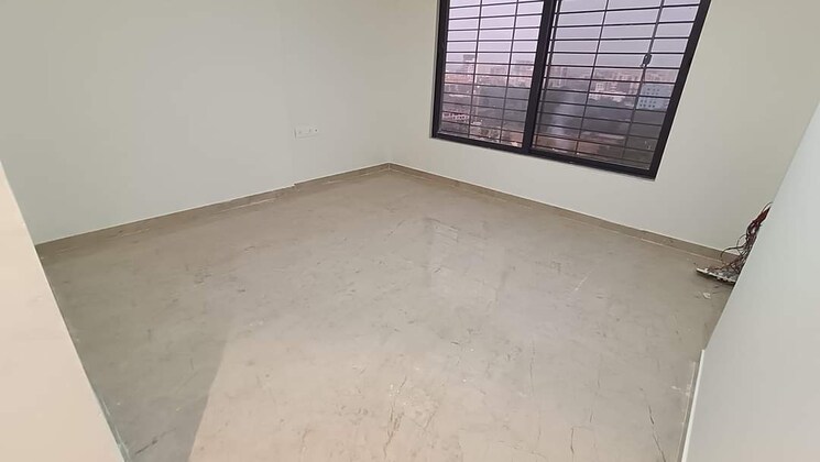 Room, dn nagar 2 Bedroom 965 Sq.Ft. Apartment In Dn Nagar Mumbai 9158316