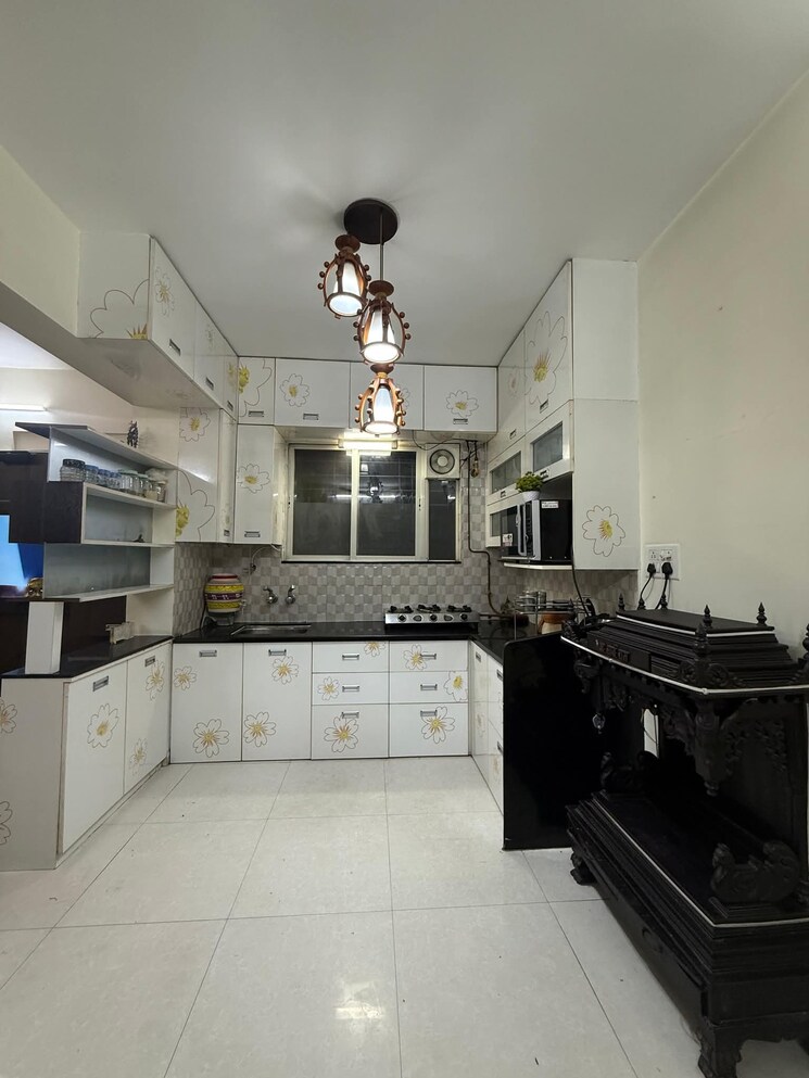 Kitchen, andheri west 2 Bedroom 840 Sq.Ft. Apartment In Andheri West Mumbai 9158387