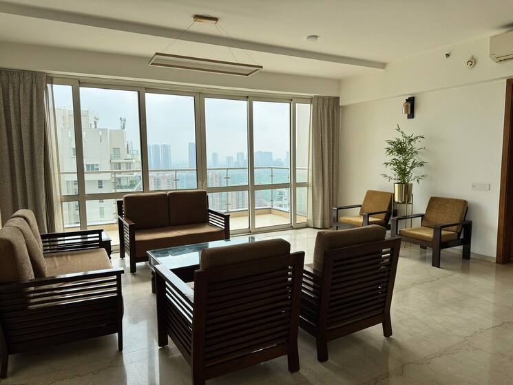 Team Area, pioneer-araya 5 Bedroom 5300 Sq.Ft. Apartment In Sector 62 Gurgaon 9158381
