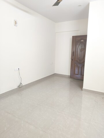 Room in 2 BHK Apartment at Dhiraan Newyork Meadows, Chandapura – for Sale