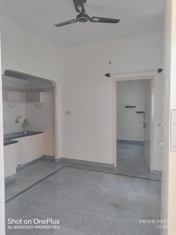 Living Room in 1 BHK Independent House at Hrbr Layout – for Rent