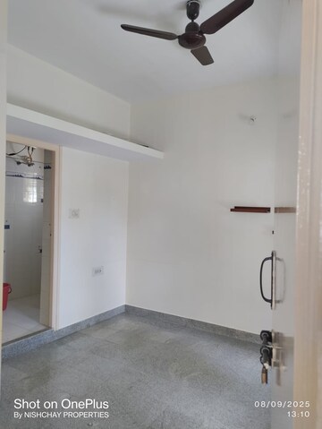 Living Room in 1 BHK Independent House at Hrbr Layout – for Rent