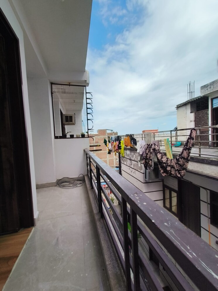 Balcony, saket 2 Bedroom 800 Sq.Ft. Builder Floor In Saket Delhi 9158688