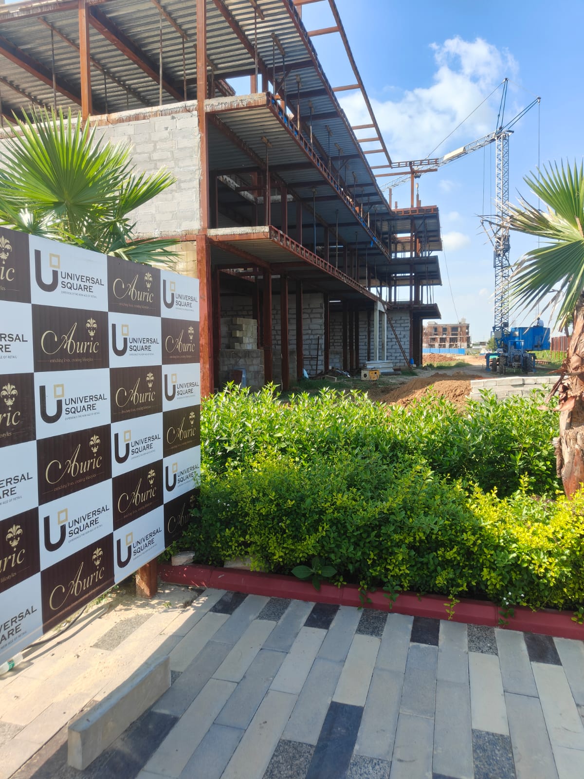 Retail Shop For Sale in Auric Universal Square