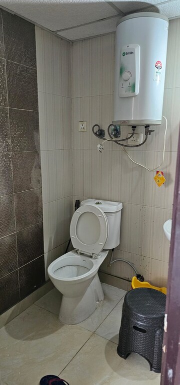  3 BHK Apartment at Supertech Cape Town, Sector 74 – for Rent