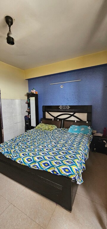 Bedroom in 3 BHK Apartment at Supertech Cape Town, Sector 74 – for Rent