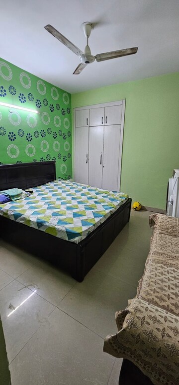Bedroom in 3 BHK Apartment at Supertech Cape Town, Sector 74 – for Rent