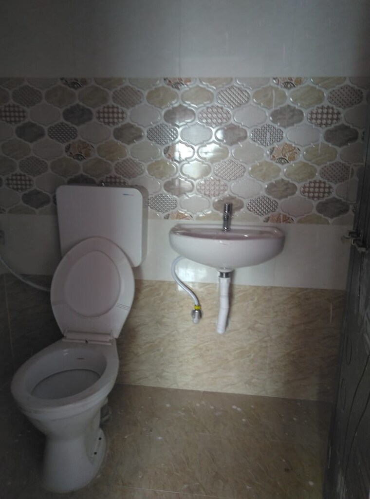 Bathroom, punjagutta 3 Bedroom 2200 Sq.Ft. Apartment In Punjagutta Hyderabad 9158709
