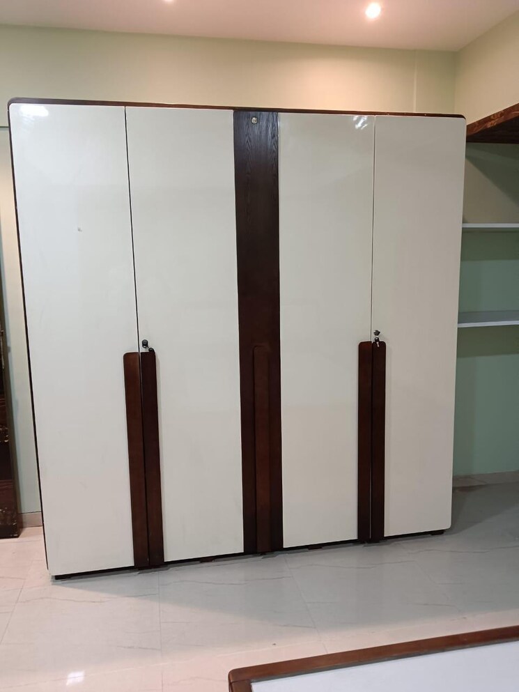 Room, sanpada 4 Bedroom 1650 Sq.Ft. Apartment In Sanpada Navi Mumbai 9158750