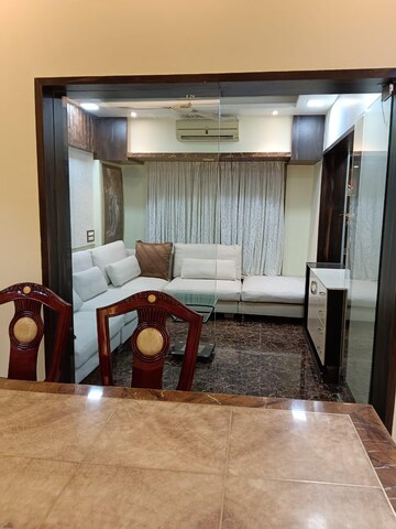 Living Room in 4 BHK Apartment at Sanpada – for Rent