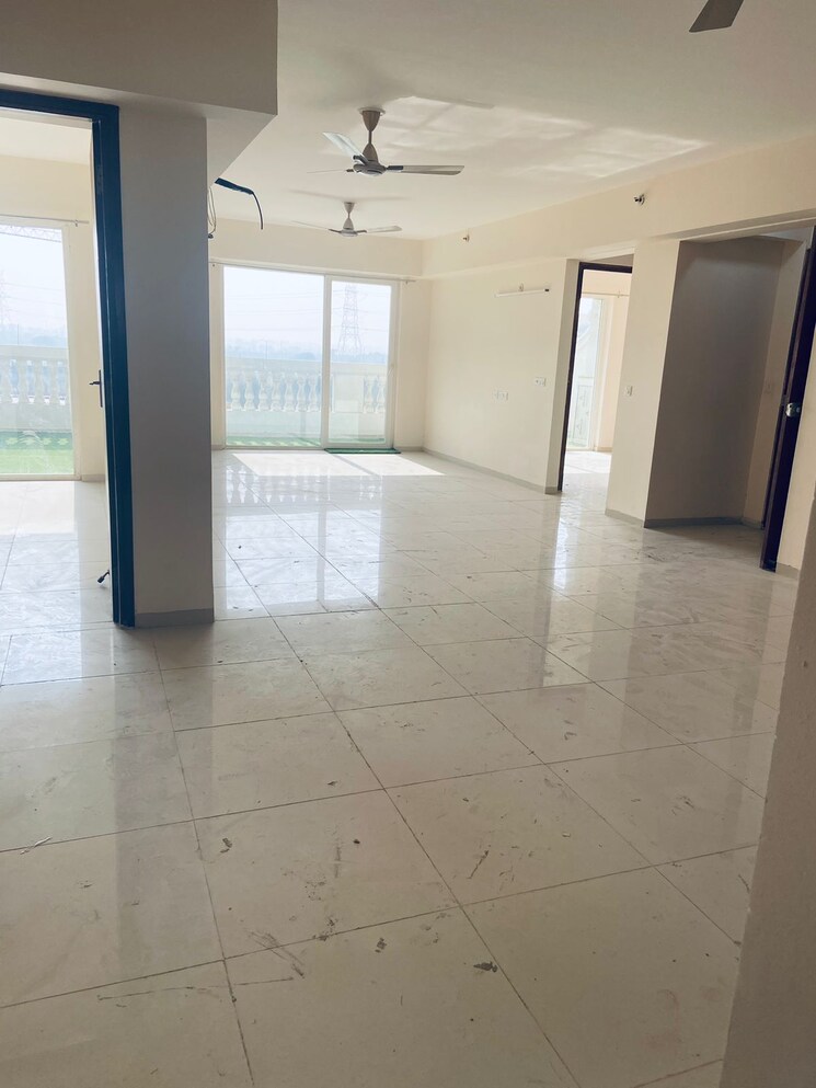 Room, sunworld-arista 4 Bedroom 3040 Sq.Ft. Apartment In Sector 168 Noida 9158807