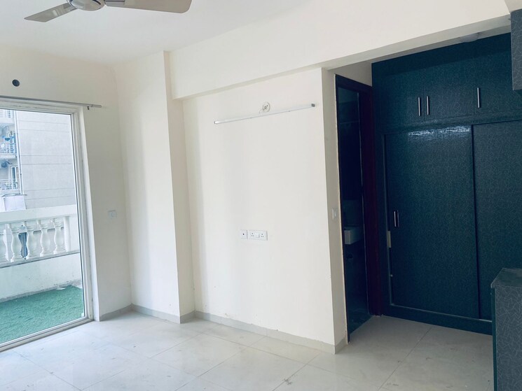 Room, sunworld-arista 4 Bedroom 3040 Sq.Ft. Apartment In Sector 168 Noida 9158807