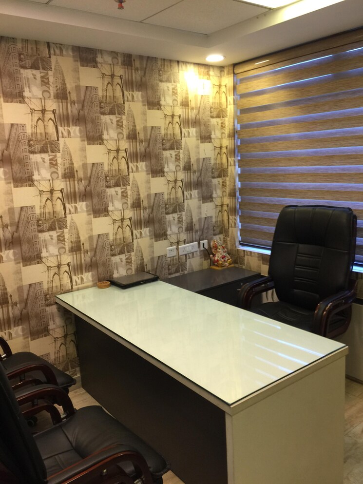 Team Area, grandslam-ithum Commercial Office Space in IT/SEZ 700 Sq.Ft. In Wazidpur Noida 9158780