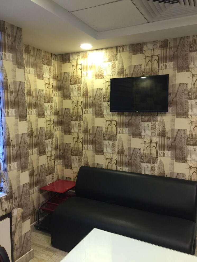 Kitchen, grandslam-ithum Commercial Office Space in IT/SEZ 700 Sq.Ft. In Wazidpur Noida 9158780