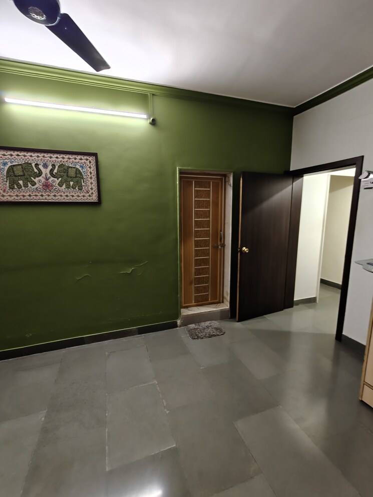 Room, vishal nagar 3 Bedroom 2000 Sq.Ft. Villa In Vishal Nagar Pune 9158741