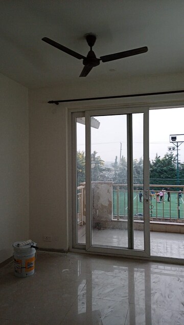 Building Lobby in 3.5 BHK Apartment at Emaar Palm Hills, Sector 77 – for Rent
