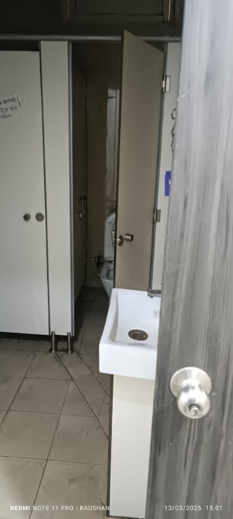 Bathroom, priska-tower Commercial Office Space 6000 Sq.Ft. In Sector 62 Noida 9158832