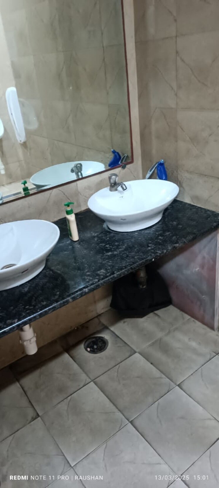 Team Area, priska-tower Commercial Office Space 6000 Sq.Ft. In Sector 62 Noida 9158832