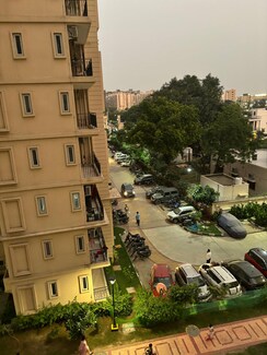 1 BHK + Extra Room Apartment For Sale in Breez Global Heights