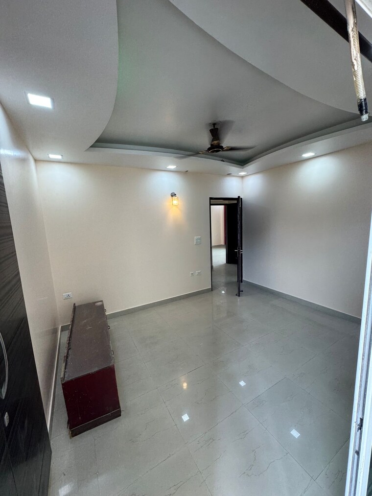 Room, amrapali-dream-valley 3 Bedroom 1045 Sq.Ft. Apartment In Tech Zone 4 Greater Noida Greater Noida 9158941
