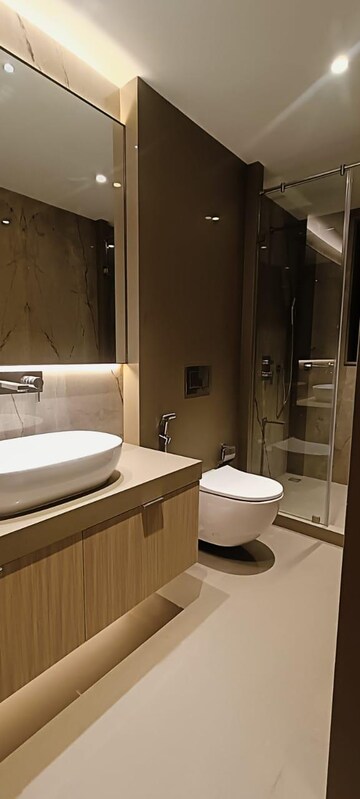 Bathroom in 4 BHK Apartment at Raiaskaran Parthenon, Andheri West – for Rent