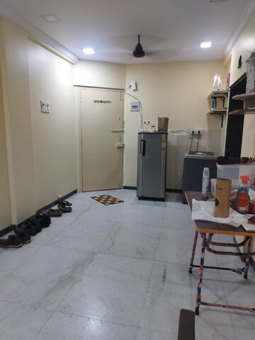 Team Area in 1 BHK Apartment at Omkar Sai CHS, Lower Parel – for Rent