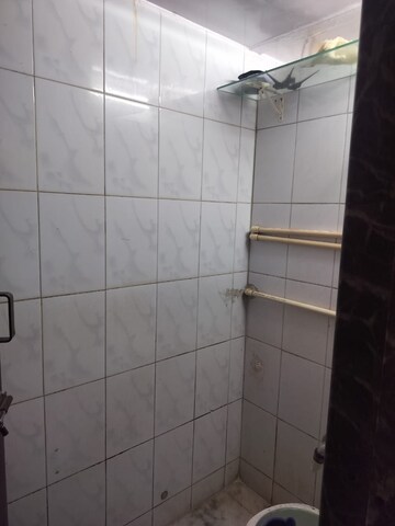 Bathroom in 1 BHK Apartment at Omkar Sai CHS, Lower Parel – for Rent