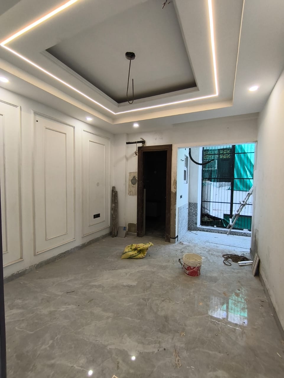 3 BHK + Pooja Room 1377 Sq.Ft. Builder Floor in Sainik Plaza