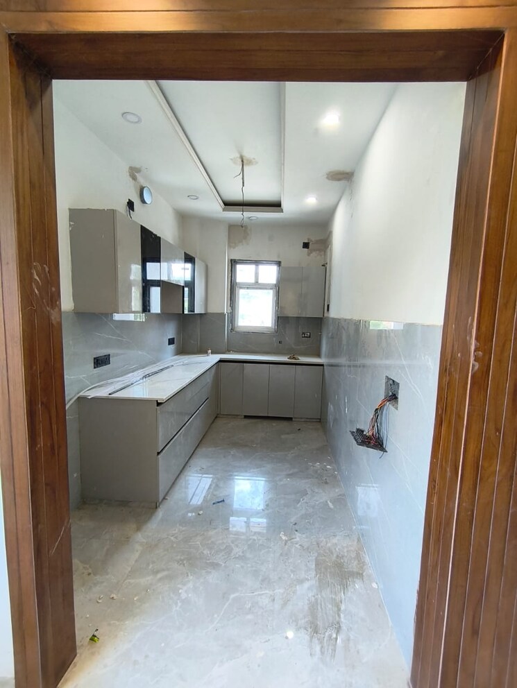 Kitchen, sainik-plaza 3 Bedroom 1377 Sq.Ft. Builder Floor In Sector 49 Faridabad 9159102