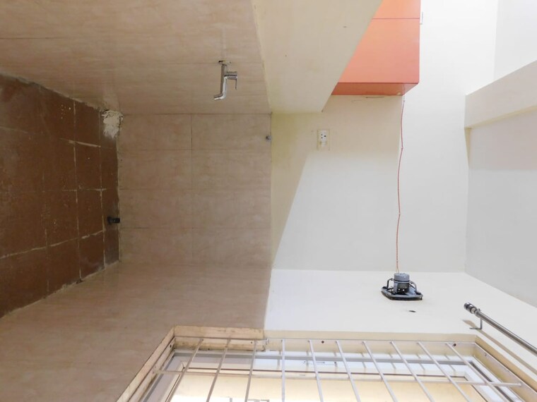 Bathroom, aditya-imperial-heights 2.5 Bedroom 1490 Sq.Ft. Apartment In Hafeezpet Hyderabad 9159140