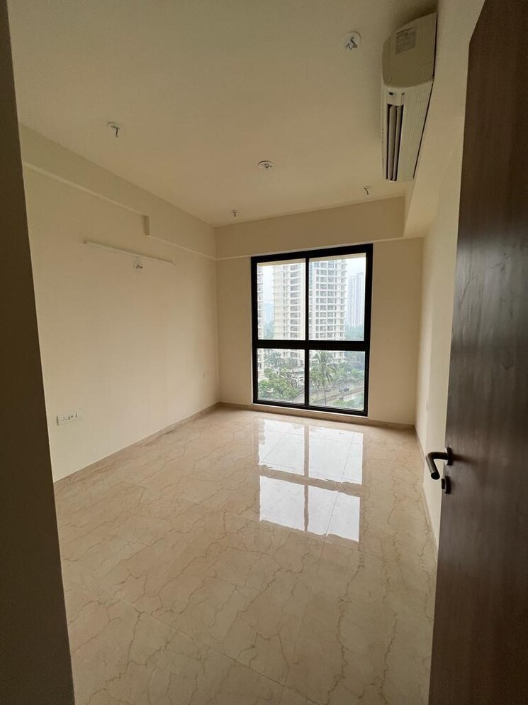 Room, lodha-sterling 3 Bedroom 1250 Sq.Ft. Apartment In Kolshet Road Thane 9159157