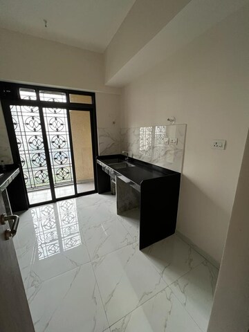 Team Area in 3 BHK Apartment at Lodha Sterling, Kolshet Road – for Sale