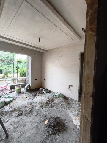 Bedroom in 3 BHK Builder Floor at Sainik Plaza, Sector 49 – for Sale