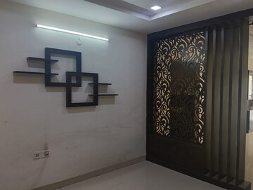 Room in 3 BHK Apartment at Aditya Imperial Heights, Hafeezpet – for Rent