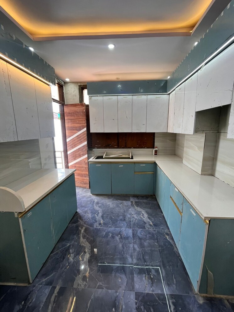 Kitchen, dwarka mor 3 Bedroom 900 Sq.Ft. Builder Floor In Dwarka Mor Delhi 9159246